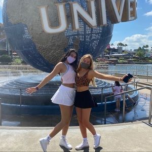 Meet your Posher, Ansley